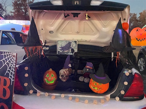 Halloween trunk.jpg